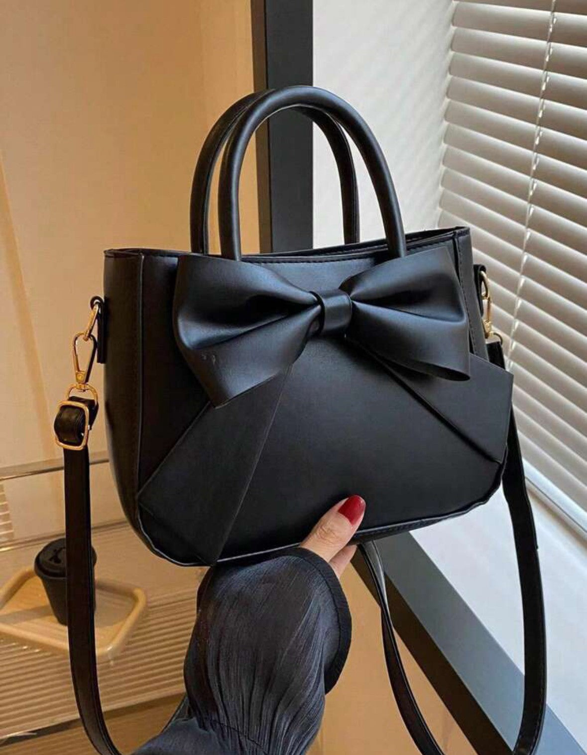 Handbag with Bow