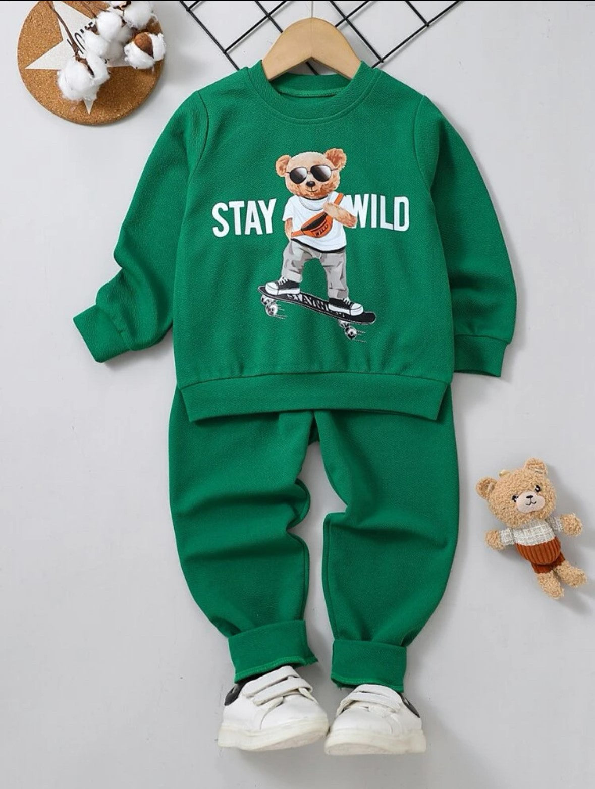 Green Teddy Bear Sweatshirt and Sweatpants