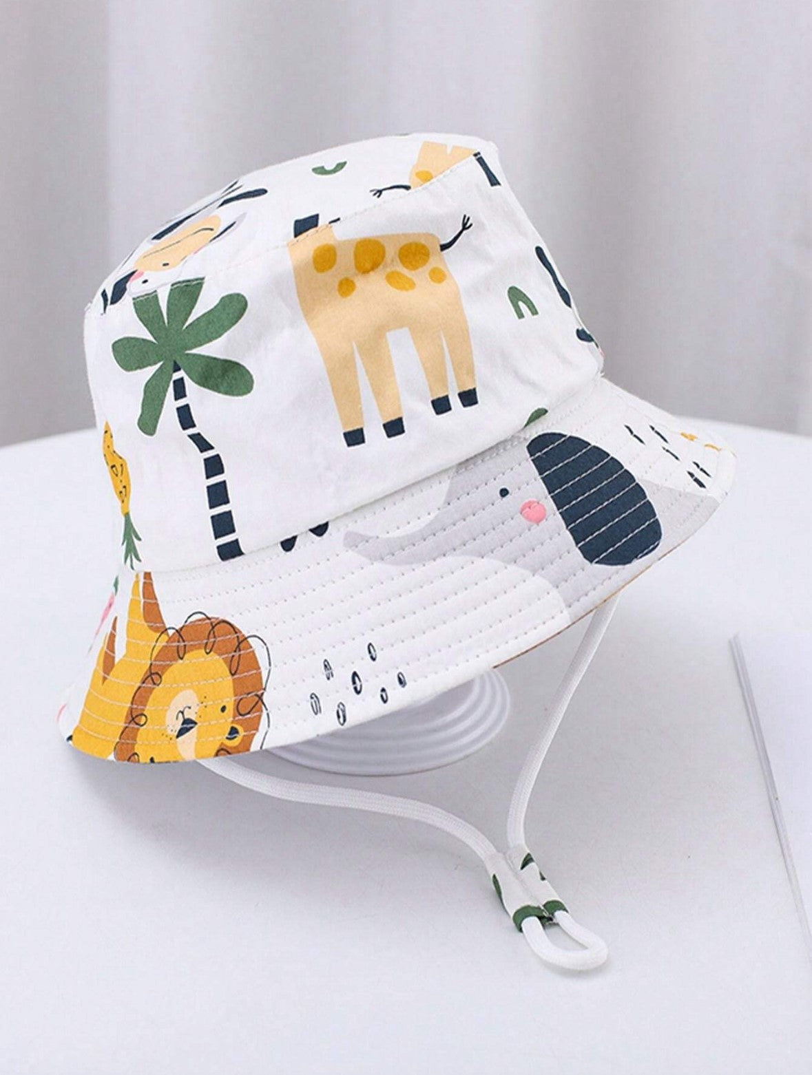 Zoo Patterned Bucket Hat